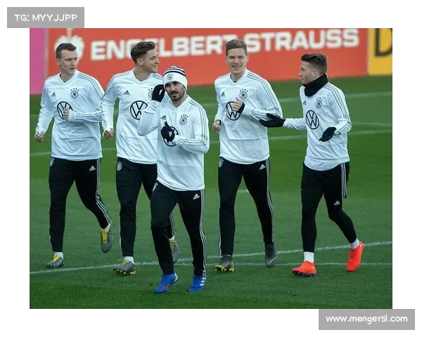 德国队频繁更换新人的深层原因与球队重建战略全面解析